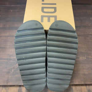 adidas Yeezy Slide Dark Onyx - Image 5