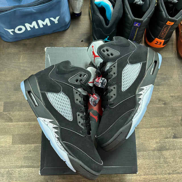 Jordan 5 Retro OG Black Metallic Reimagined - Image 1