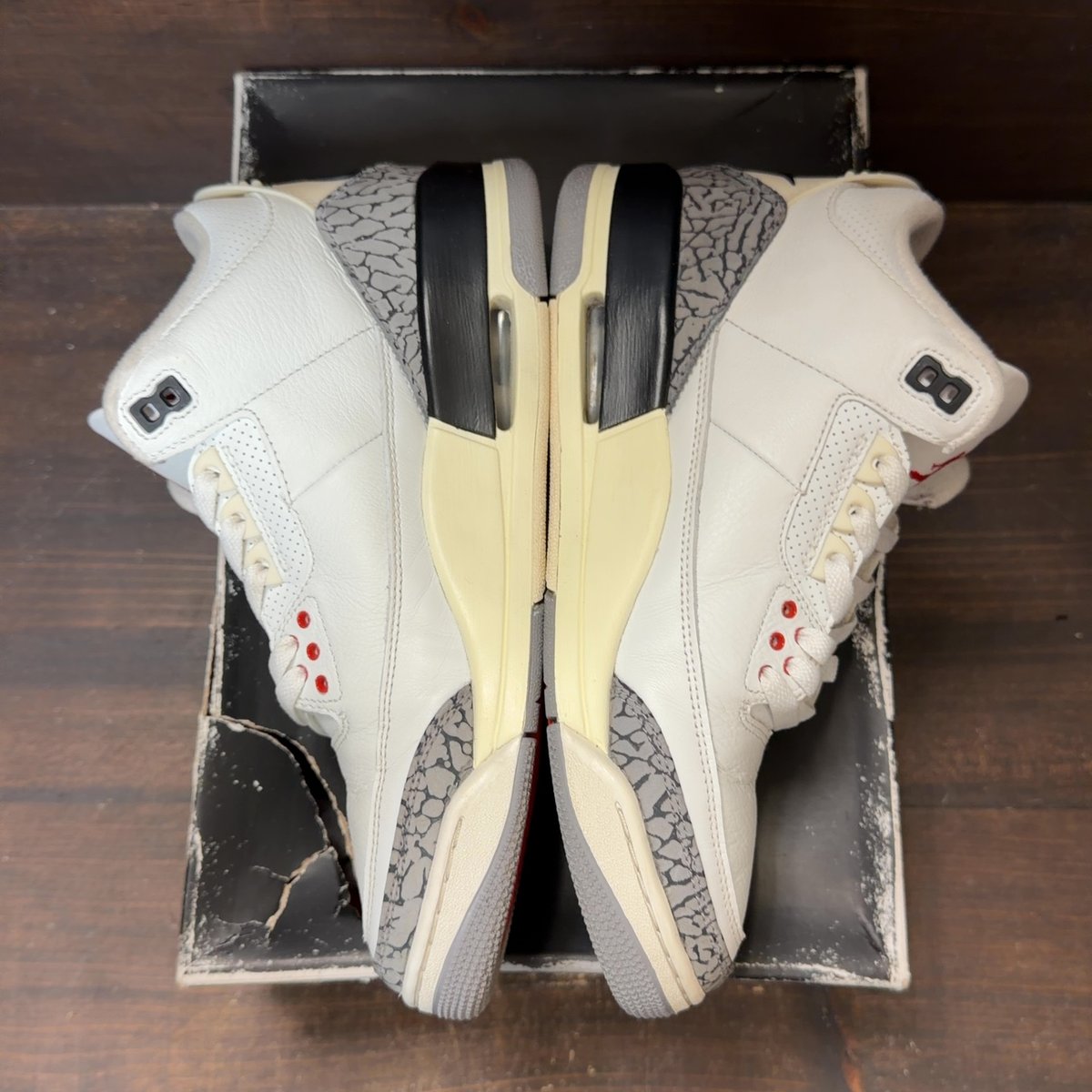 Jordan 3 Retro White Cement Reimagined Size 8 (Pre-Owned) - aux