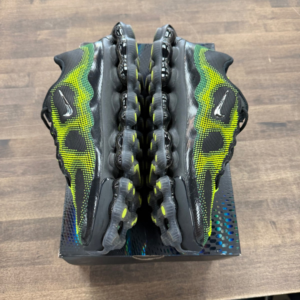 Nike Air Liquid Max Black Green Apple - Image 5