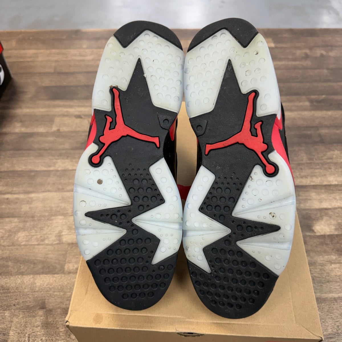 Jordan 6 Retro Infrared Salesman - Image 3