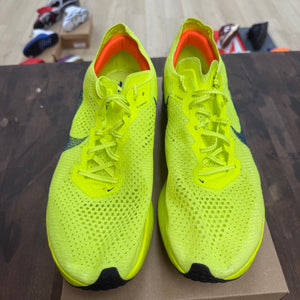 Nike ZoomX Vaporfly 3 Fast Pack Size 13 (Pre-Owned) - Image 2