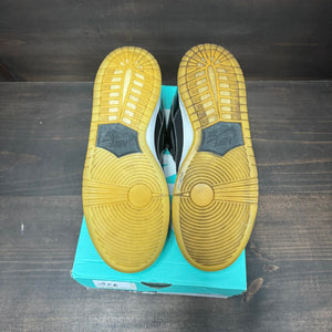Nike SB Dunk Low 420 Intergalactic - Image 6