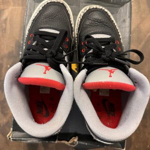 Jordan 3 Retro Black Cement (2018) (GS) - Image 5