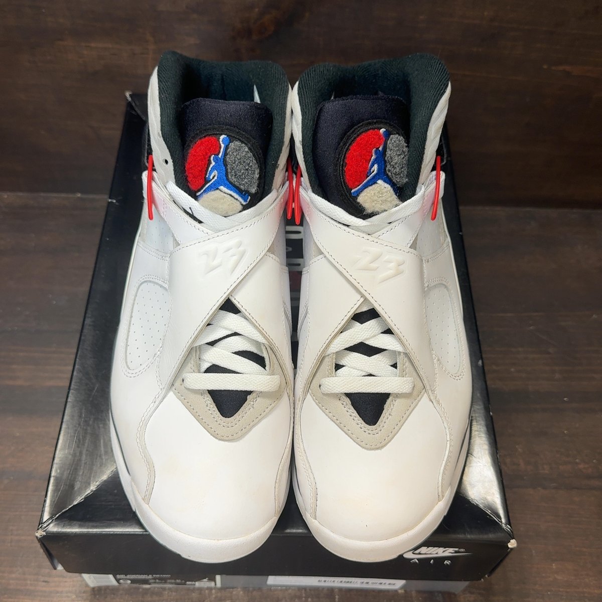 Jordan 8 Retro White True Red (2025) Size 9 (Pre-Owned) - tag