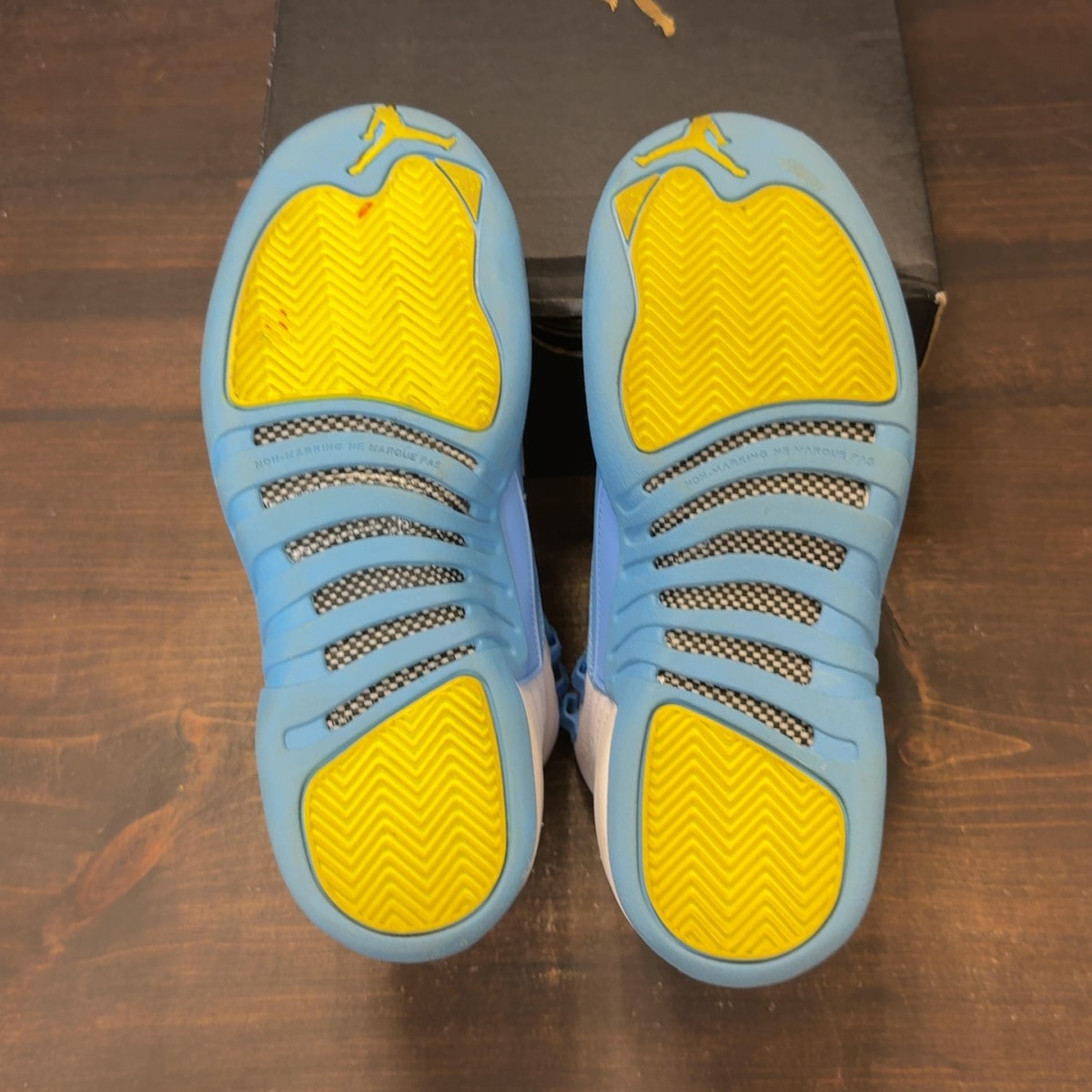 Jordan 12 Retro Emoji (GS) Size 4.5Y (Pre-Owned)
