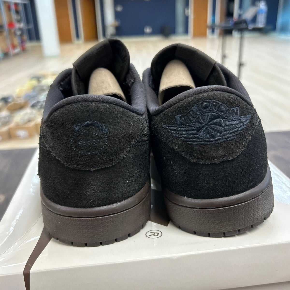 Jordan 1 Retro Low OG SP Travis Scott Velvet Brown - Image 4