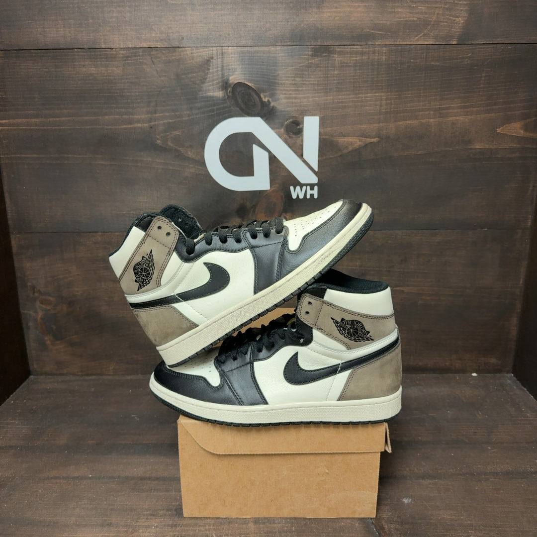 Jordan 1 Retro High Dark Mocha Size 9.5 (Pre-Owned) - Image 1
