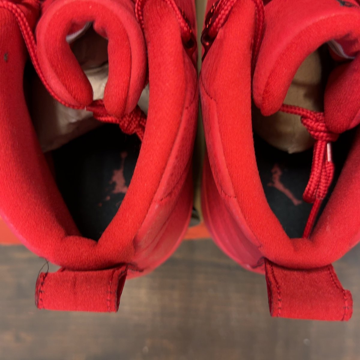 Jordan 12 Retro Gym Red (2018) Size 13 (Pre-Owned) - aux