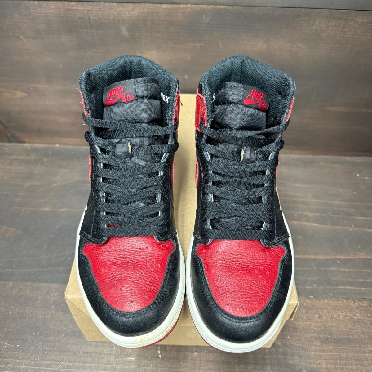 Jordan 1 Retro High Bred Banned (2016) Size 8.5 (Pre-Owned) - Image 2
