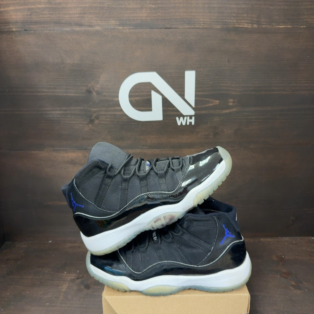 Jordan 11 Retro Space Jam (2016) (GS) Size 7Y (Pre-Owned) - Image 1