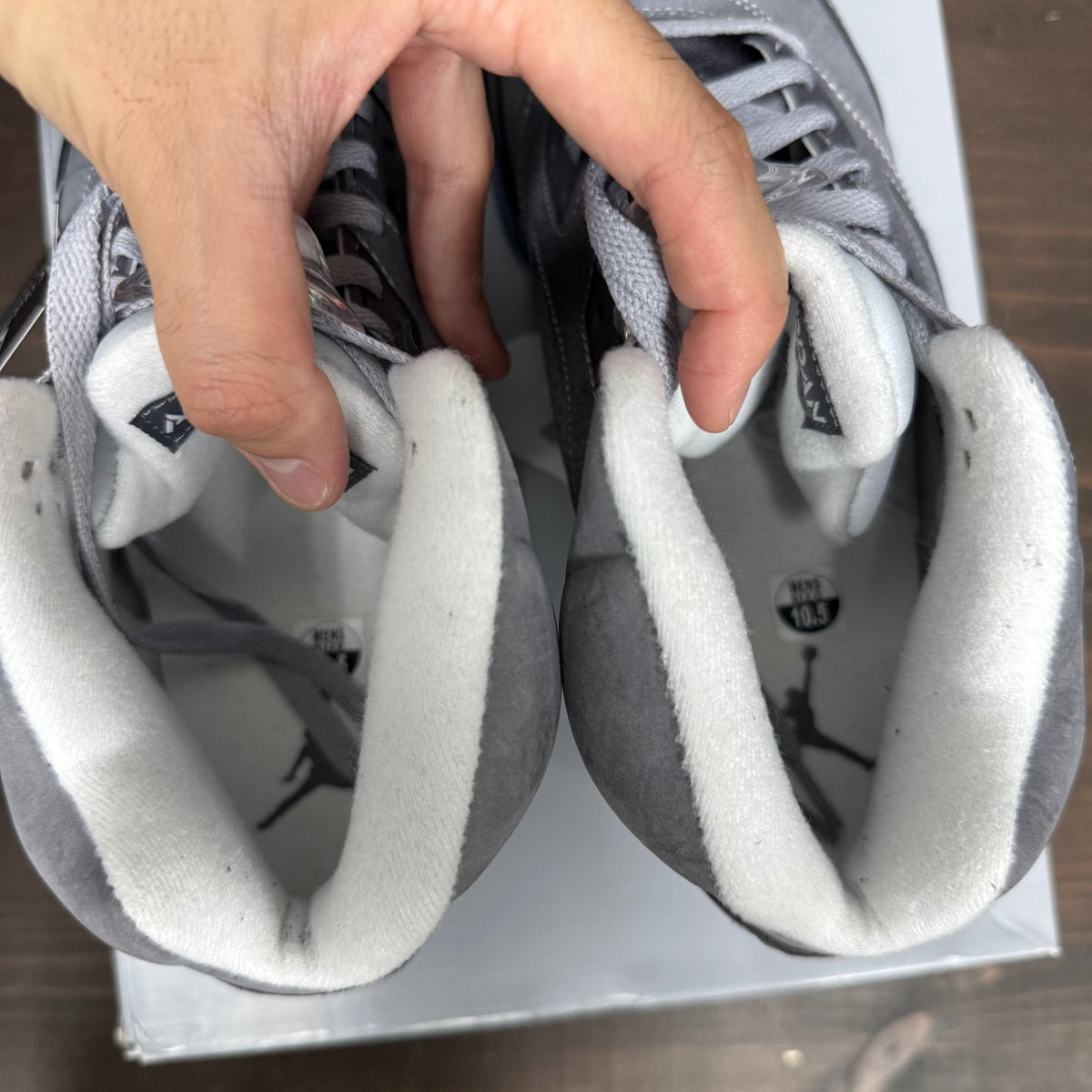 Jordan 5 Retro Wolf Grey (2026) - Image 4