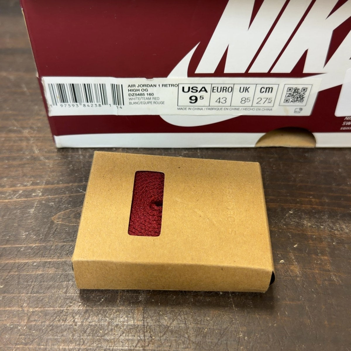 Jordan 1 Retro High OG Artisanal Team Red - Image 7