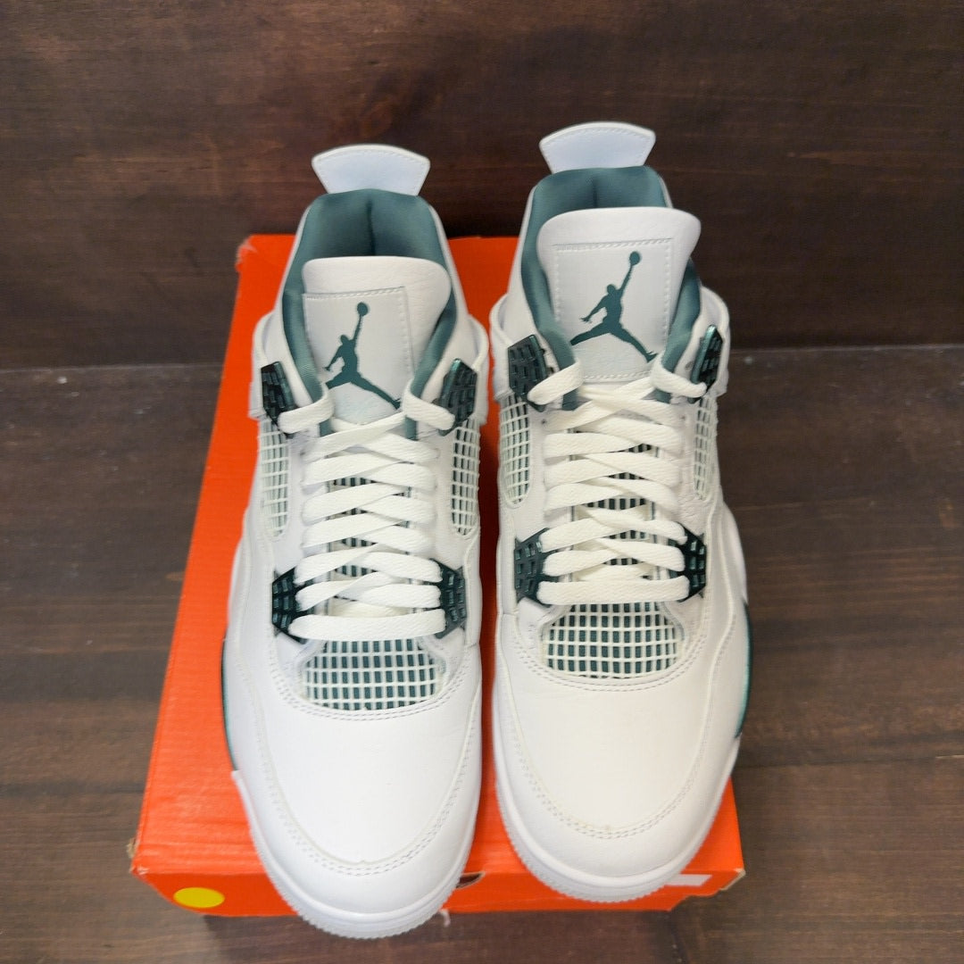 Jordan 4 Retro Oxidized Green Size 8 (Pre-Owned) - Image 3