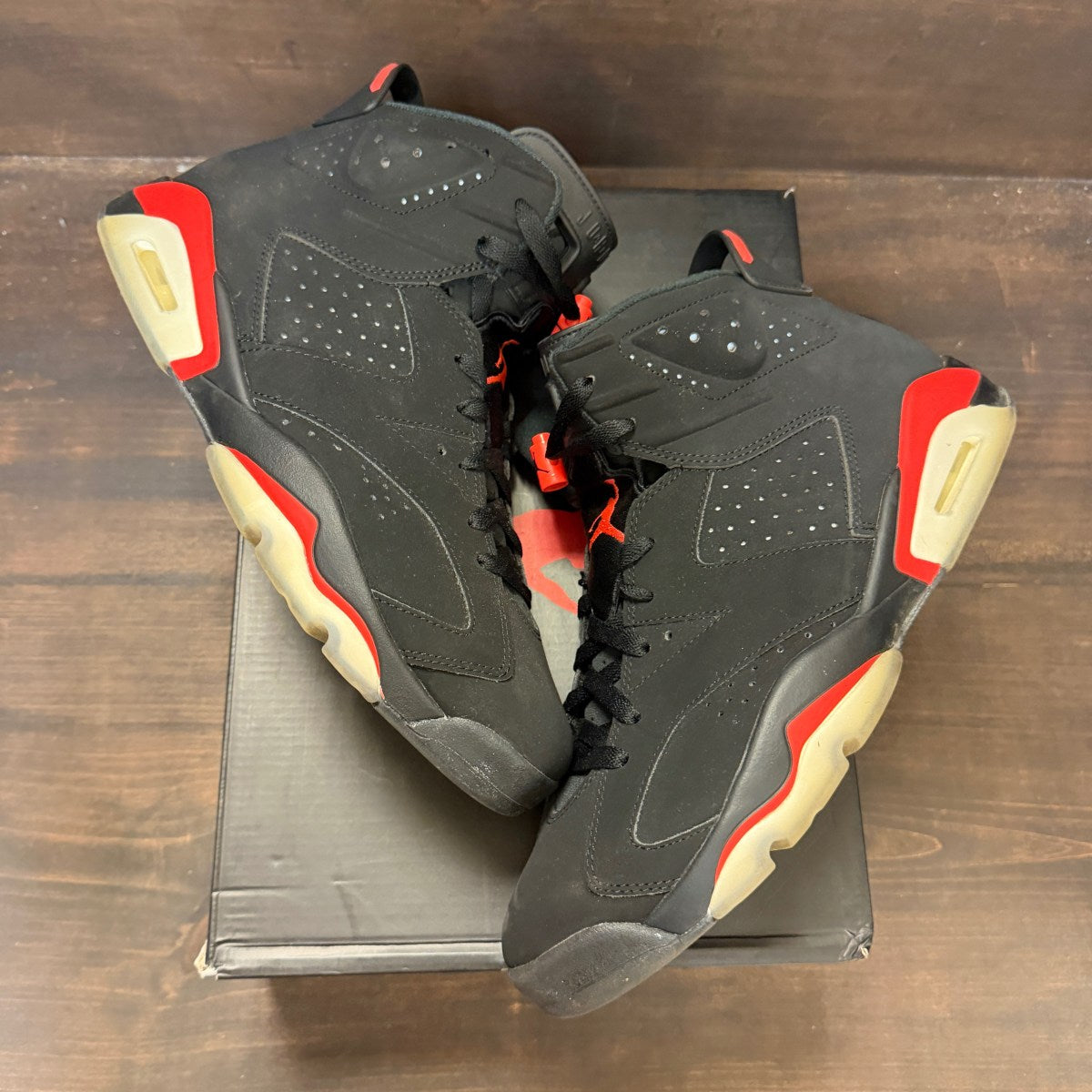 Jordan 6 Retro Black Infrared (2019) - Image 2