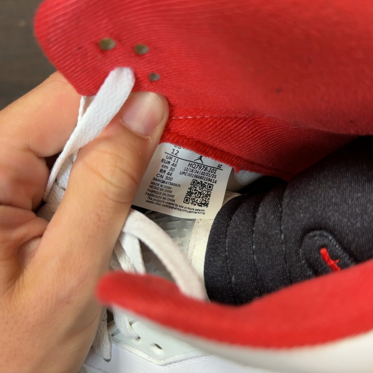 Jordan 5 Retro Fire Red Black Tongue (2025) - Image 7