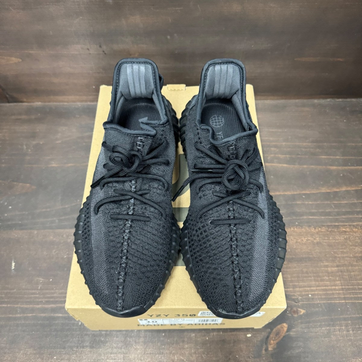 adidas Yeezy Boost 350 V2 Onyx - Image 3