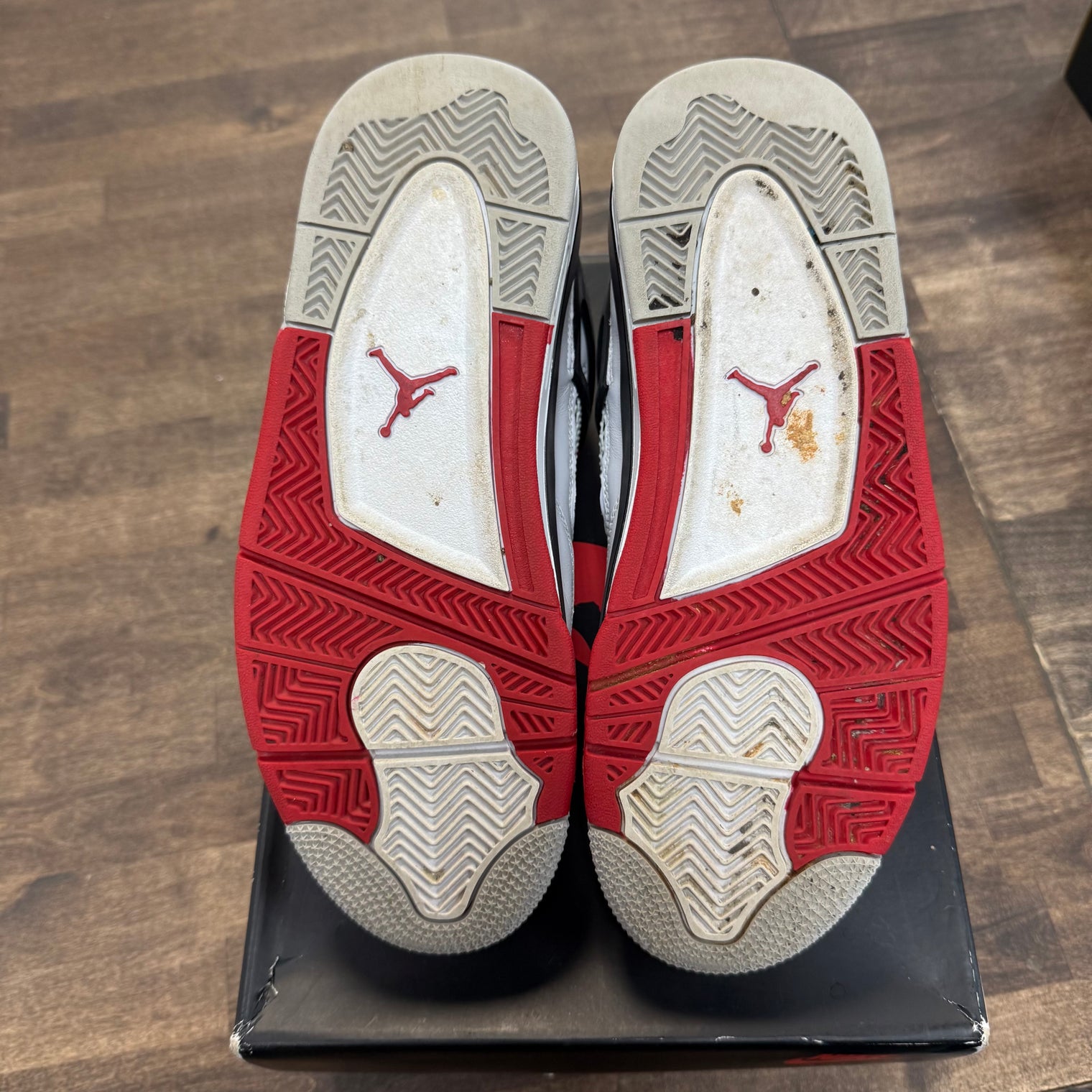 Fire Red Jordan 4 (GS) (USED)
