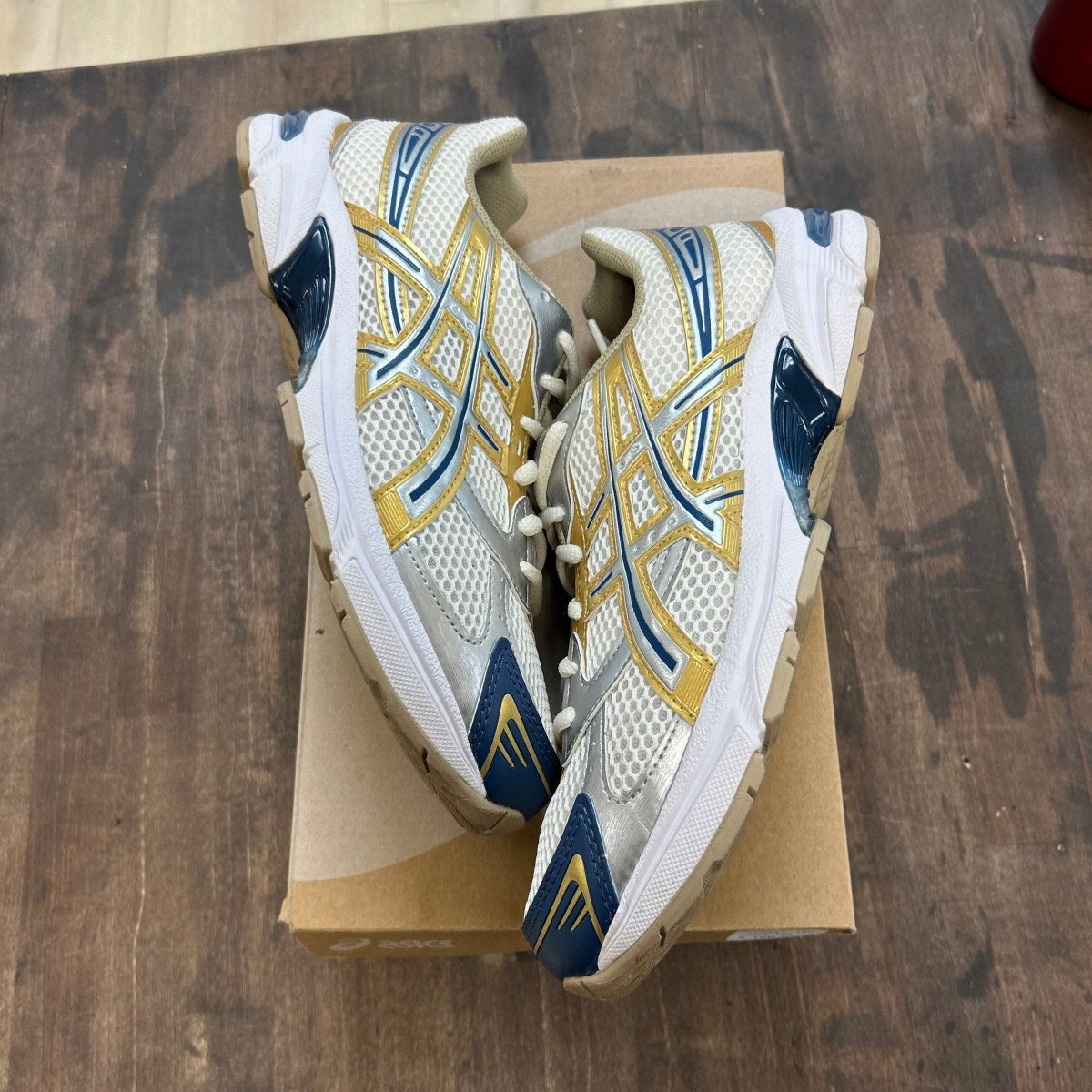 ASICS Gel-1130 Cream Pure Silver Gold Blue Size 7.5 (Pre-Owned) - Image 1