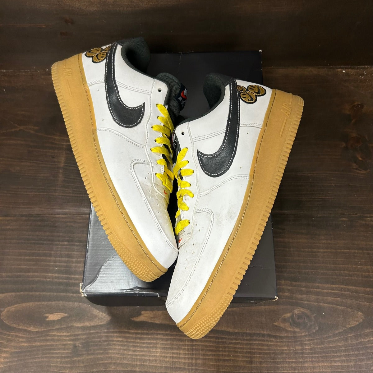 Nike Air Force 1 Low '07 LV8 Go The Extra Smile - Image 2