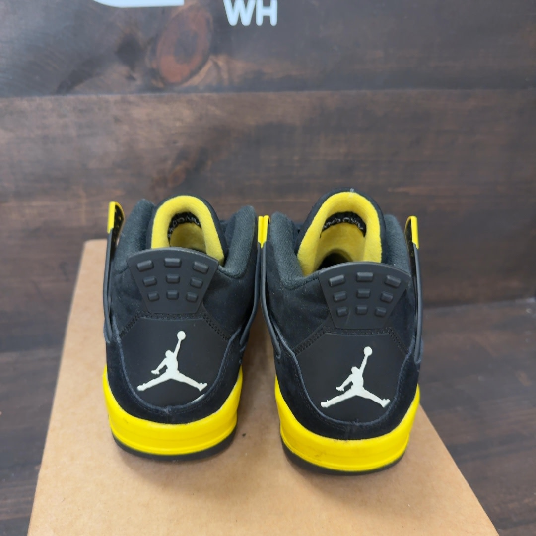 Jordan 4 Retro Thunder (2023) (GS) Size 4Y (Pre-Owned) - Image 4