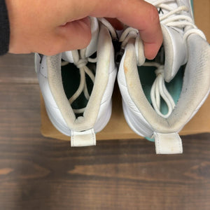 Jordan 12 Retro Light Aqua (GS) Size 6Y (Pre-Owned) - aux
