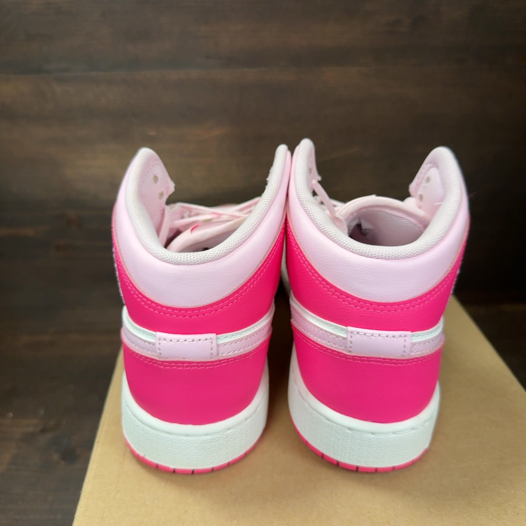 Barbie Pink Jordan 1 Mid (GS) Size 4.5Y (Pre-Owned) - Image 4
