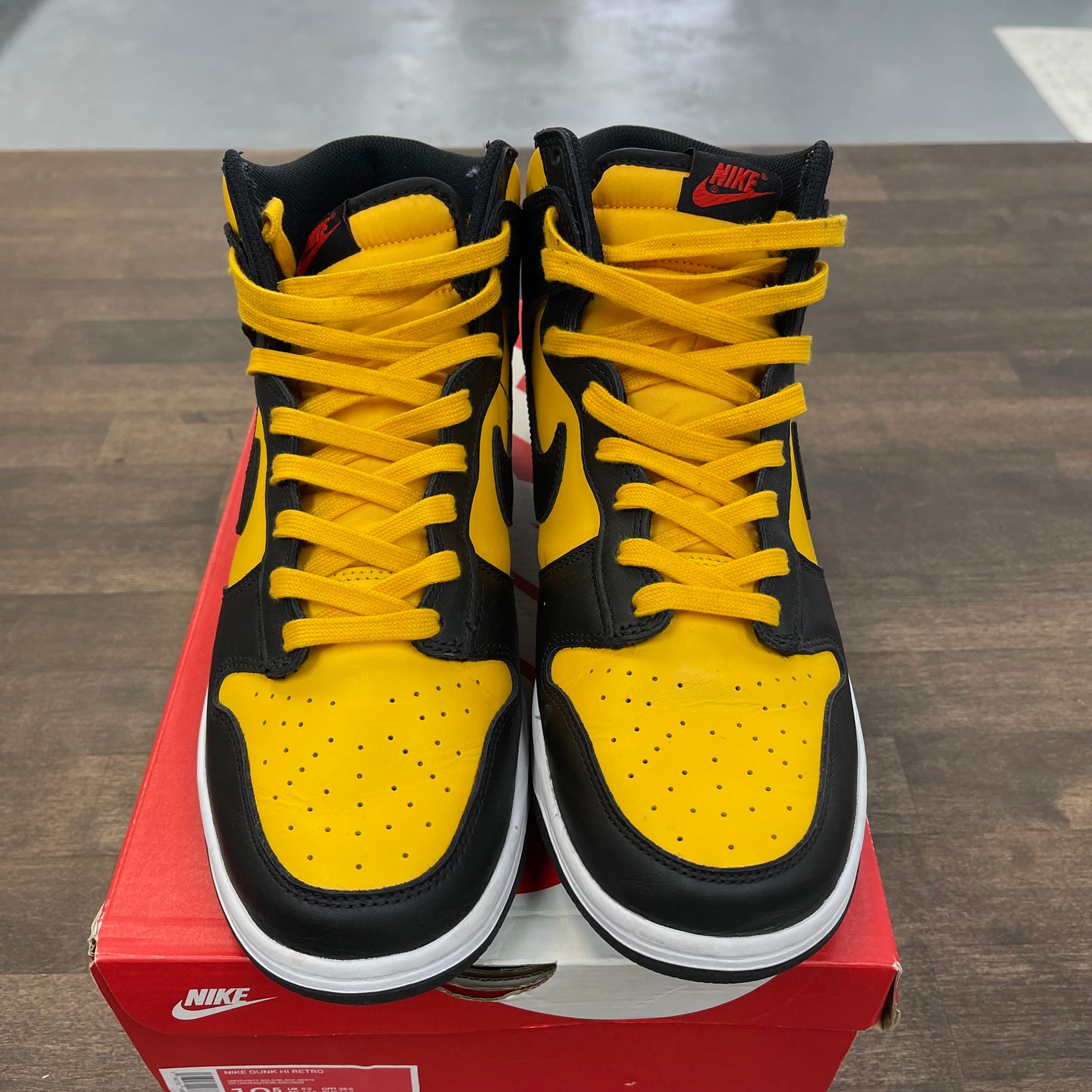 Reverse Goldenrod Nike Dunk High (USED)