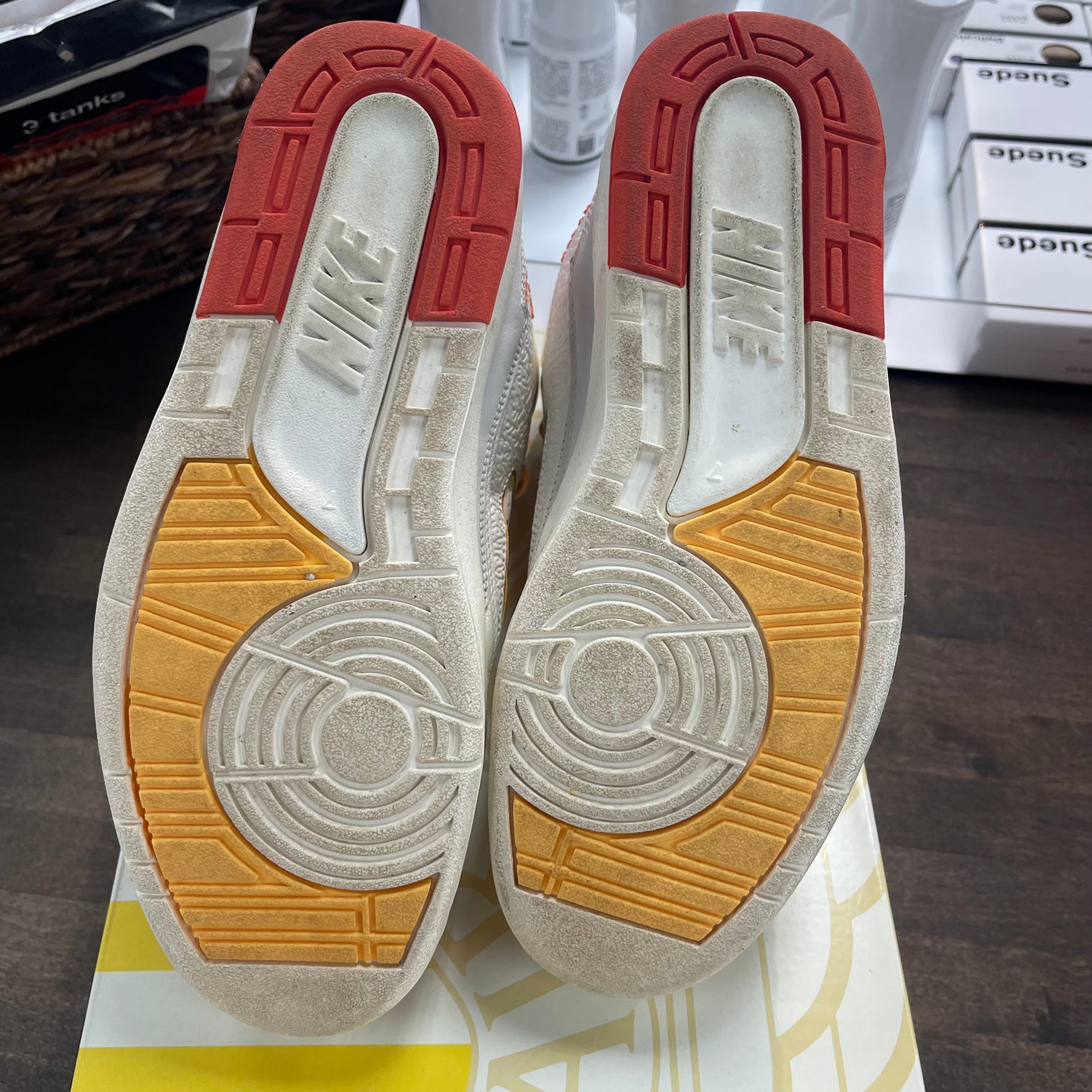 Maison Chateau Rouge Jordan 2 SP (USED)