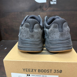 adidas Yeezy Boost 700 Utility Black Size 11 (Pre-Owned) - Image 5