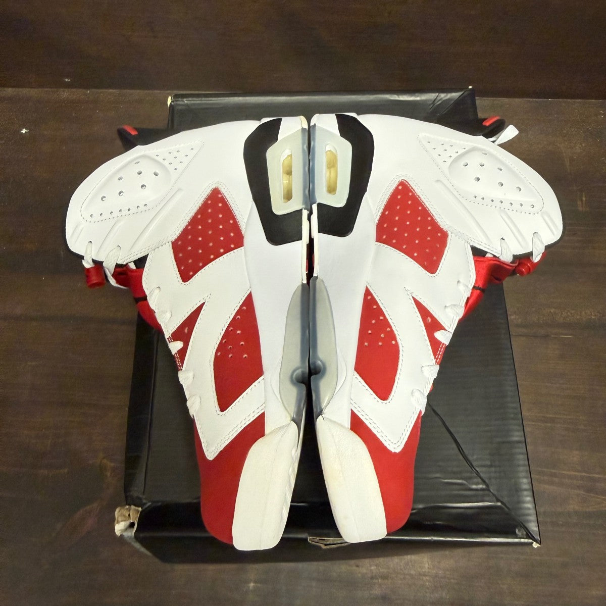 Jordan 6 Retro Carmine (2021) - Image 4