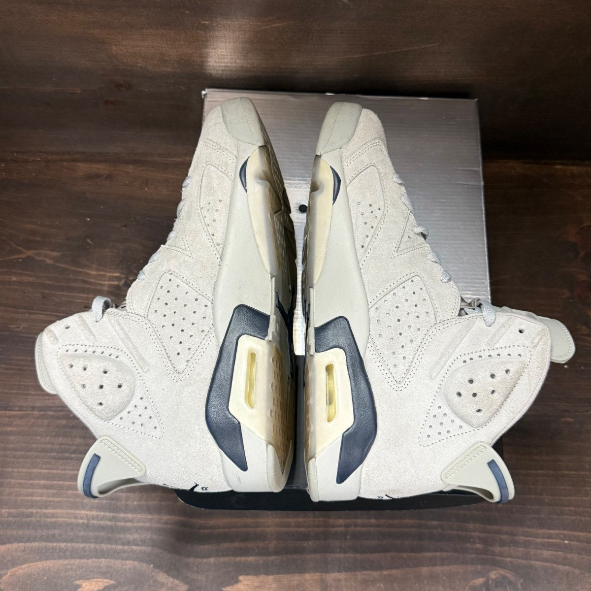 Jordan 6 Retro Georgetown (2022) Size 10 (Pre-Owned) - Image 6