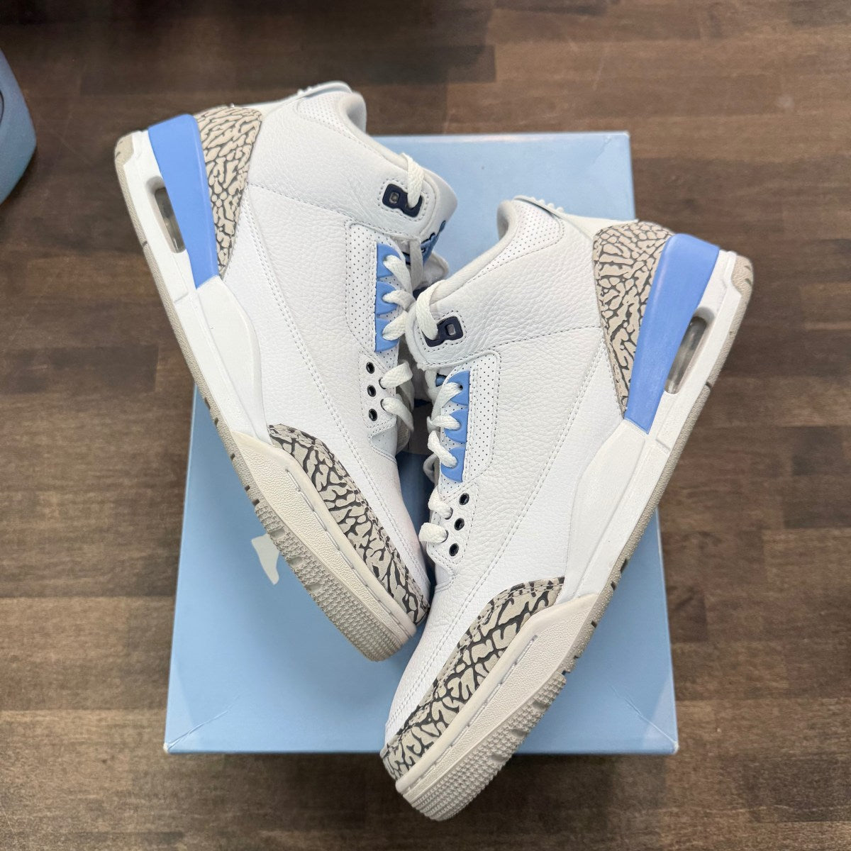 Jordan 3 Retro UNC (2020) Size 9.5 (Pre-Owned)