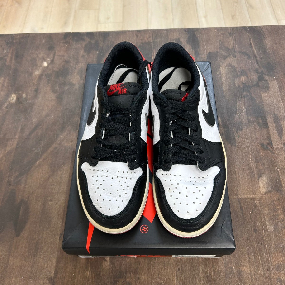 Jordan 1 Retro Low OG Black Toe (2023) - Image 2