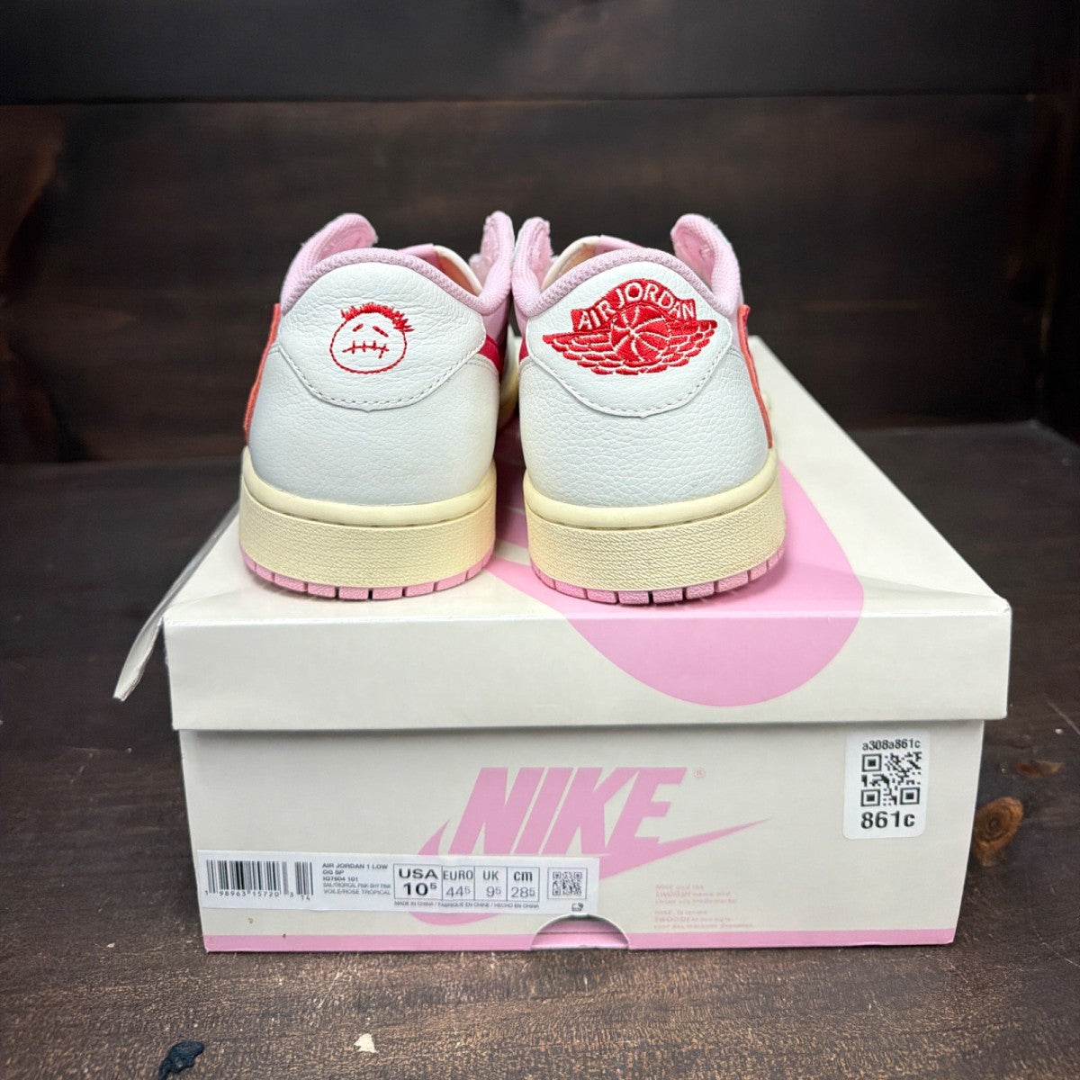 Jordan 1 Retro Low OG SP Travis Scott Sail Tropical Pink - Image 4