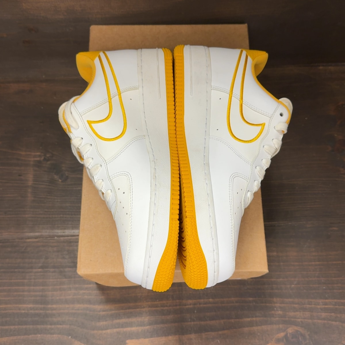Nike Air Force 1 Low White Yellow Ochre Size 10.5 - Image 4