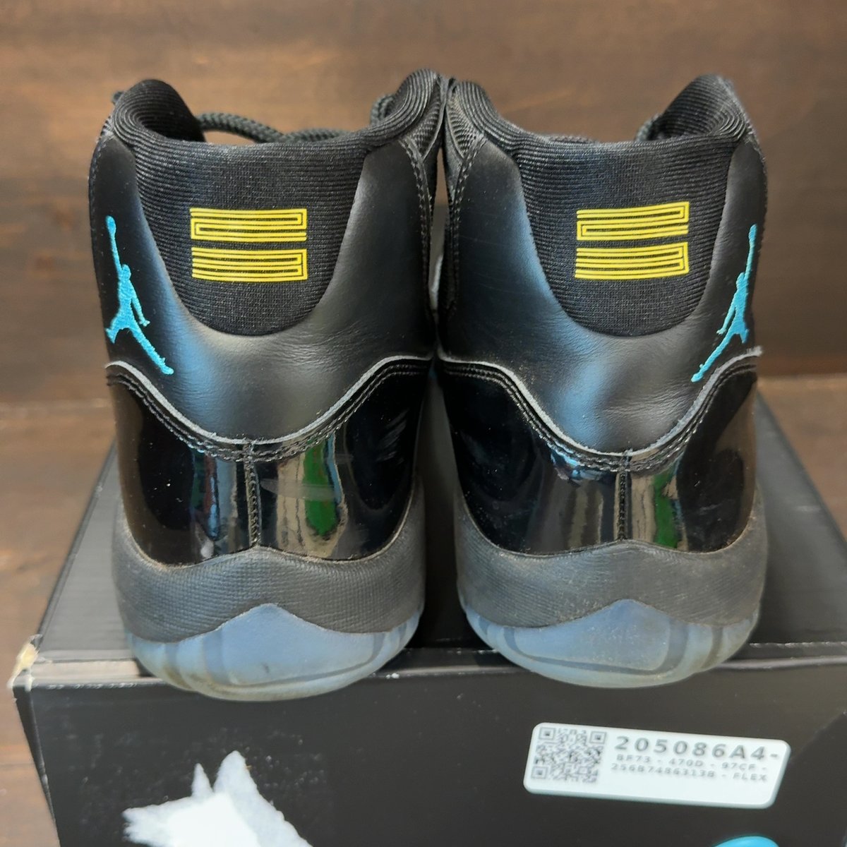 Jordan 11 Retro Gamma Blue (2025) Size 11 (Pre-Owned) - aux