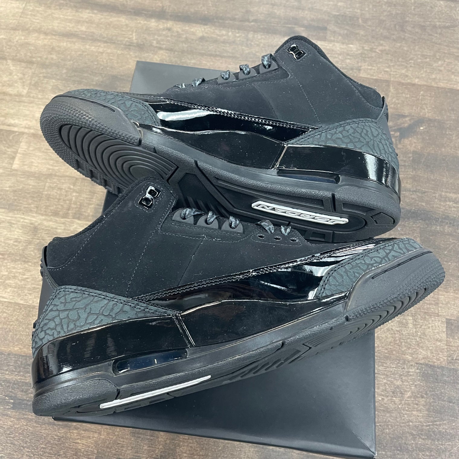 Black Cat Jordan 3 (2025) (USED)