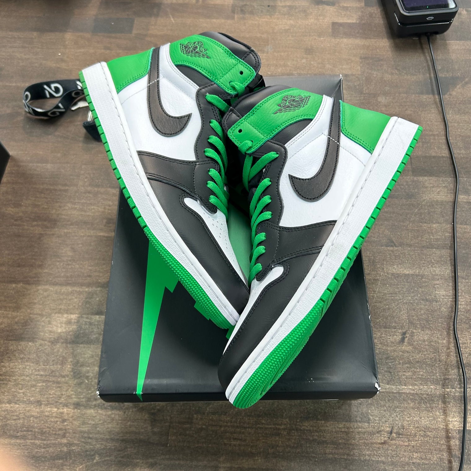Lucky Green Jordan 1 High OG (USED)