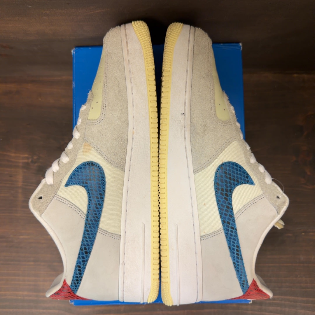 Nike Air Force 1 Low SP Undefeated 5 On It Dunk vs. AF1 - Image 6
