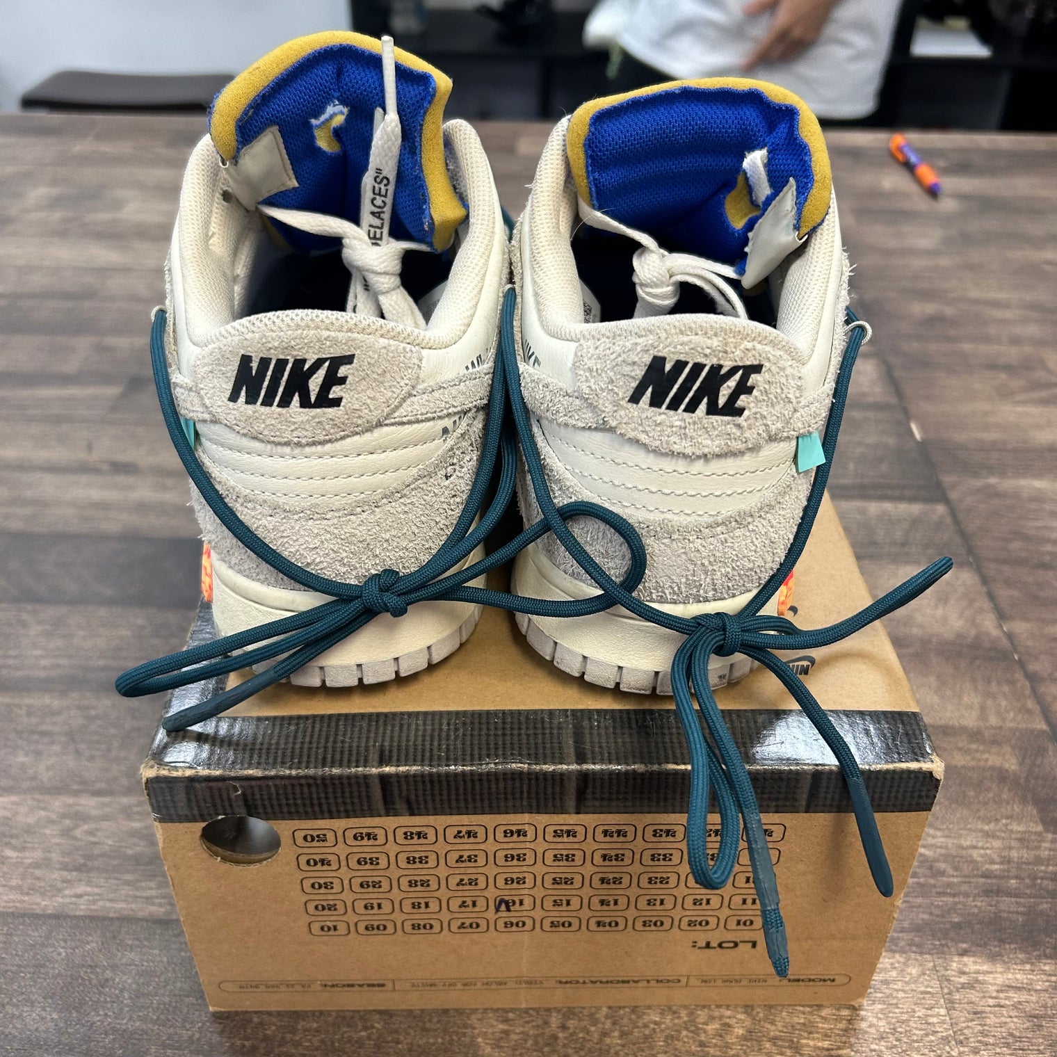 Lot 16 of 50 Off-White Dunk Low (USED, No Lid)