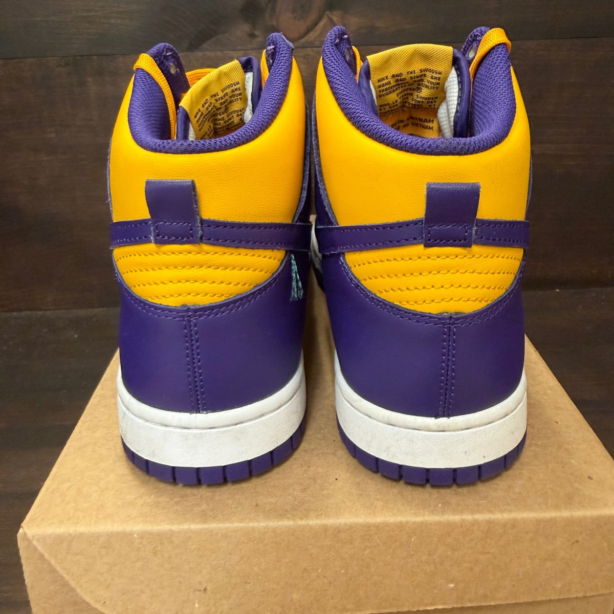 Nike Dunk High Lakers Size 11 (Pre-Owned) - Image 4