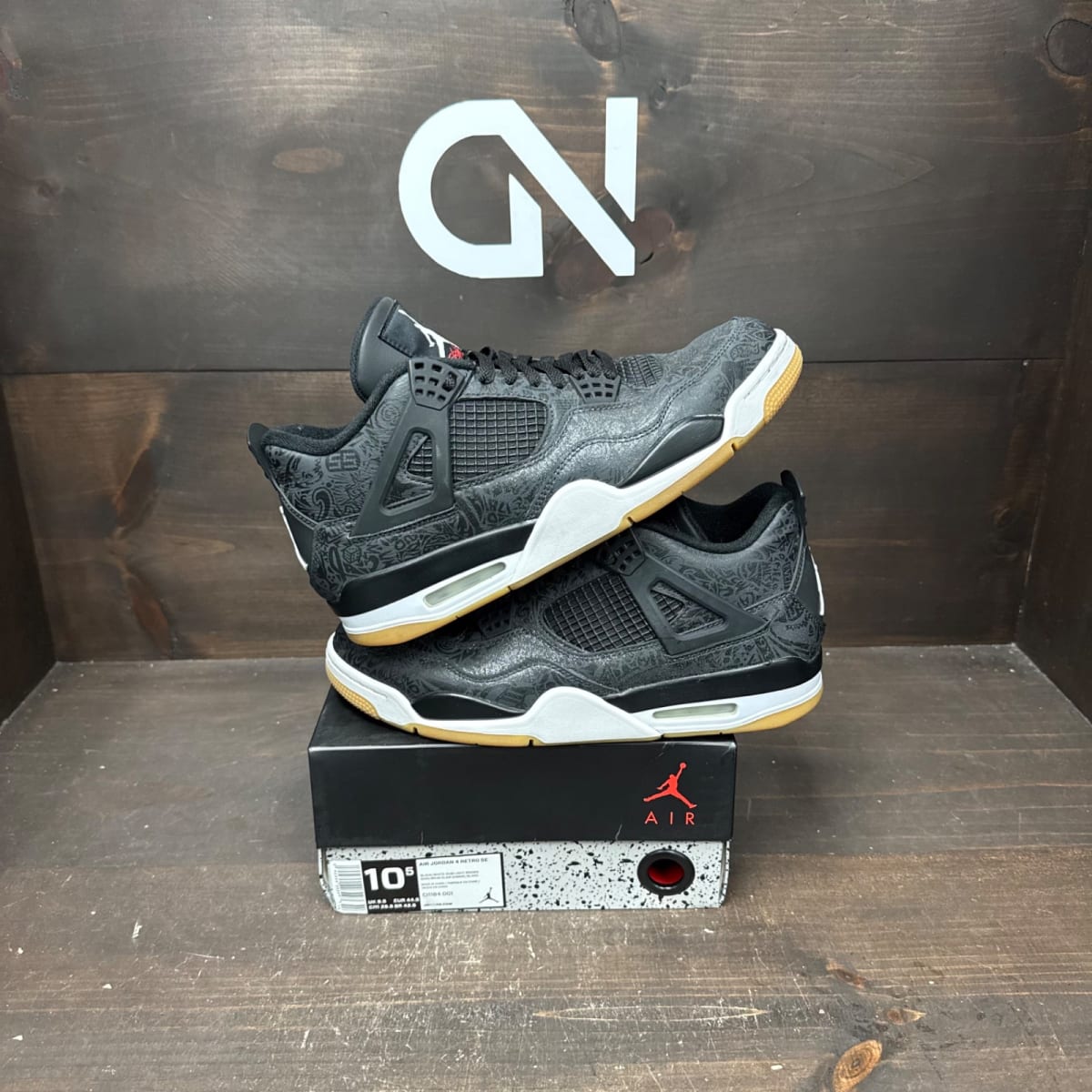 Jordan 4 Retro Laser Black Gum Size 10.5 (Pre-Owned) - front