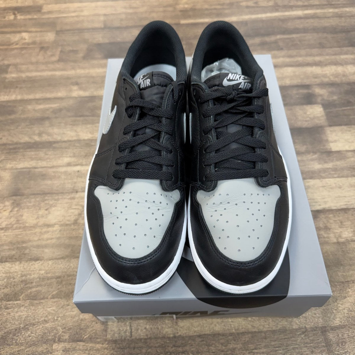 Jordan 1 Retro Low OG Shadow (2024) - Image 2
