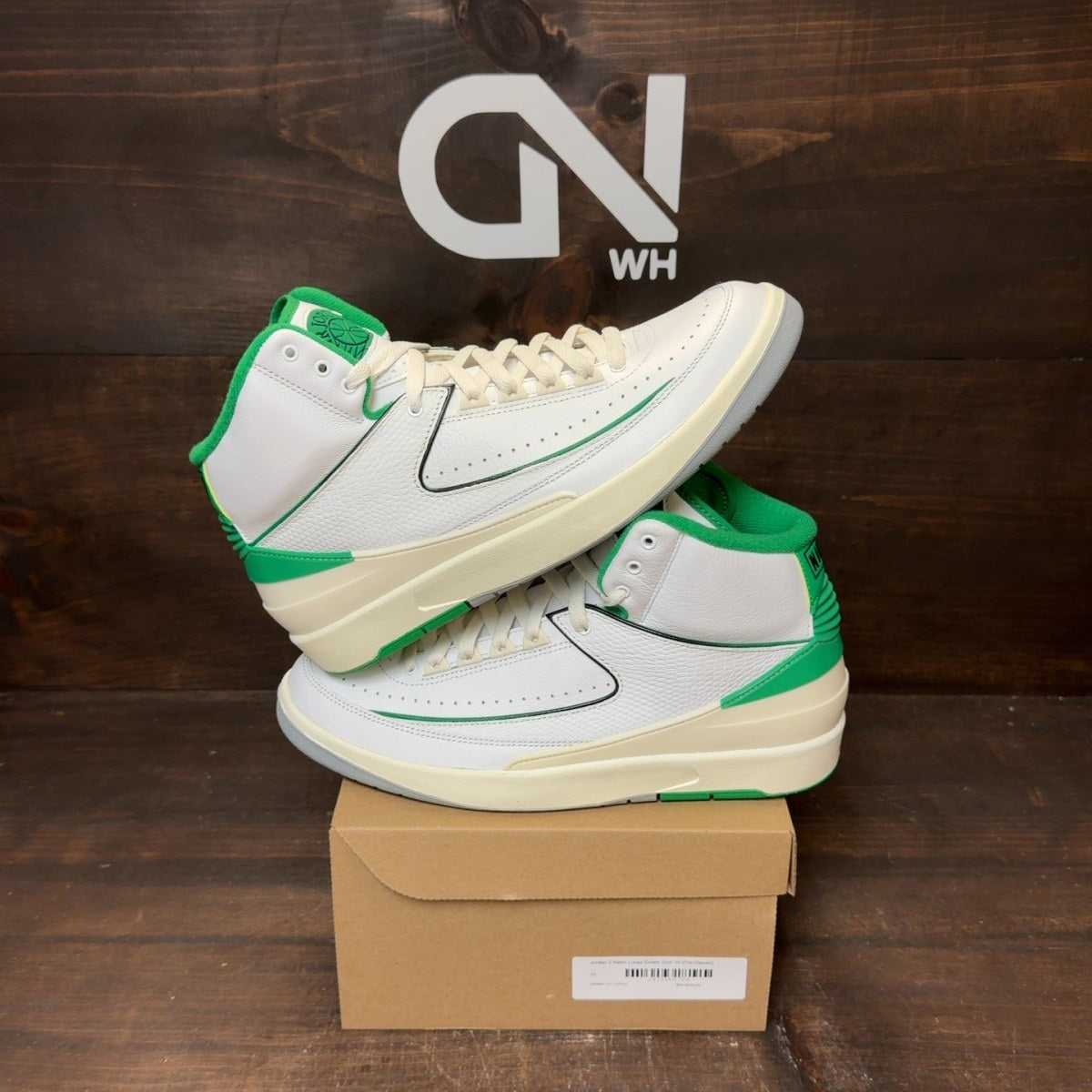 Jordan 2 Retro Lucky Green Size 10 (Pre-Owned) - Image 1