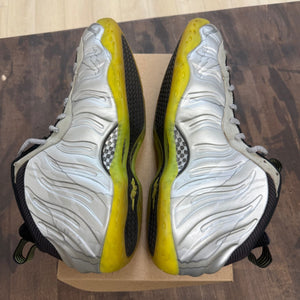 Nike Air Foamposite One Silver Volt Camo Size 12.5 (Pre-Owned) - Image 4