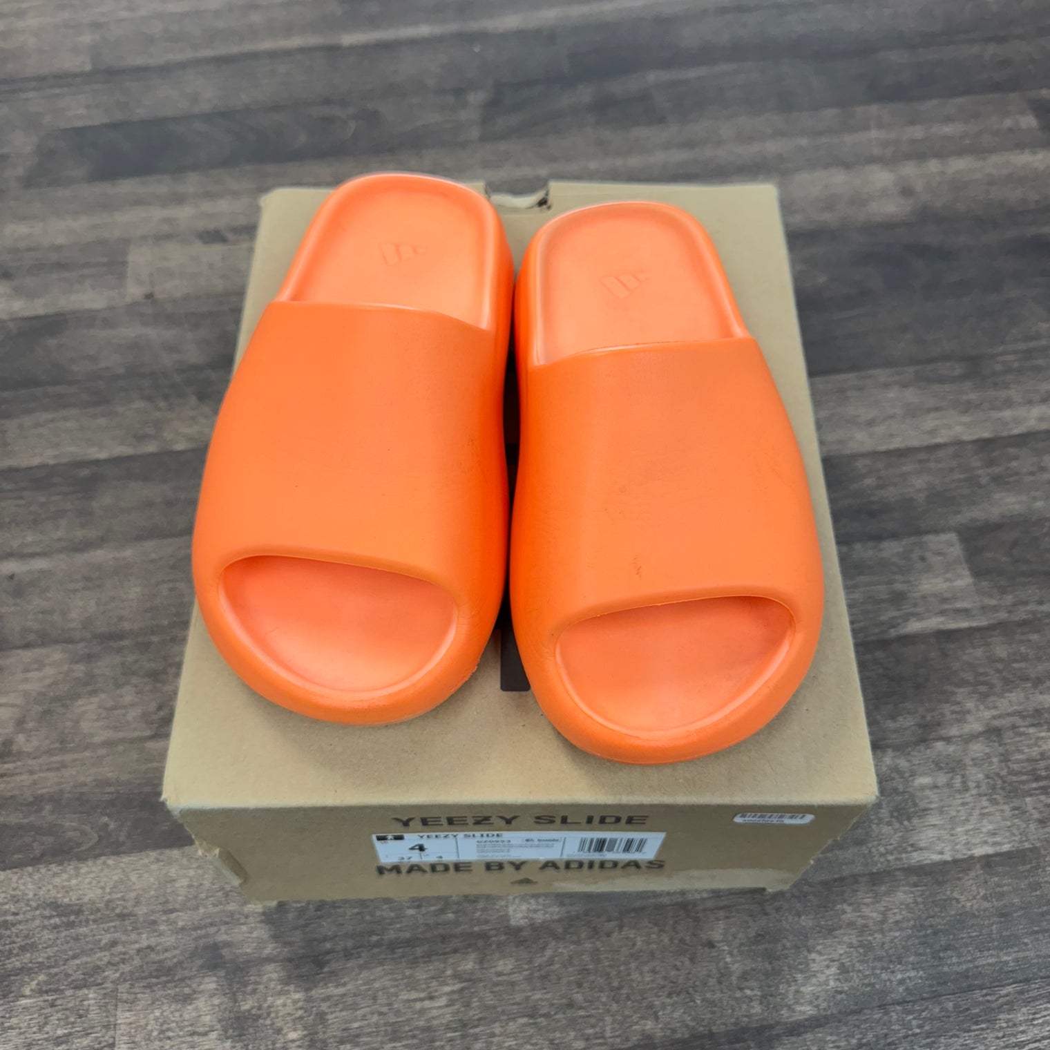 Enflame Yeezy Slide (USED)