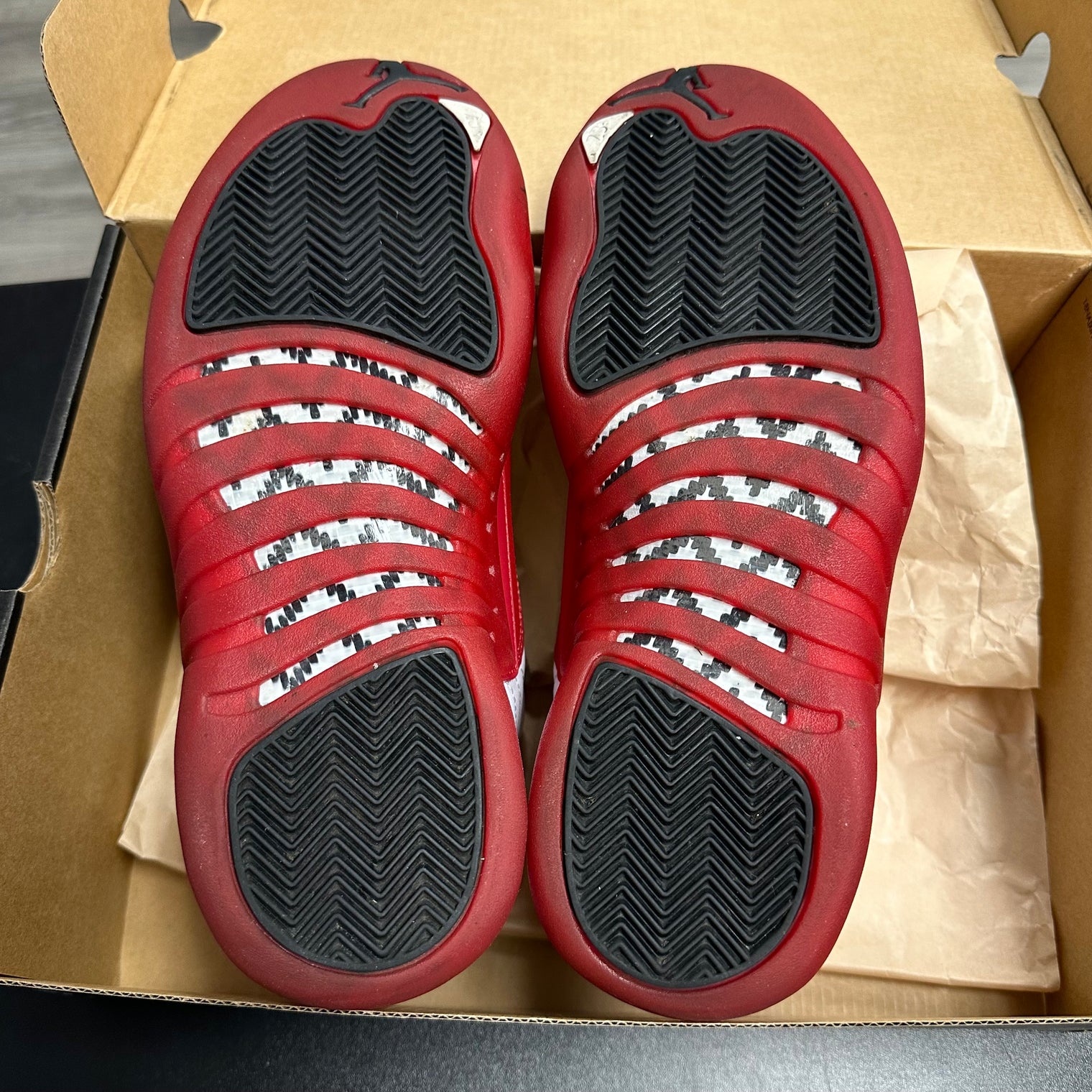 Cherry Jordan 12 (USED, replacement box)