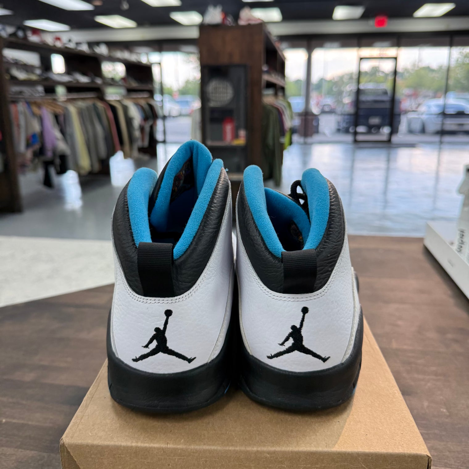 Powder Blue Jordan 10 Retro (Lightly Worn, No Box)