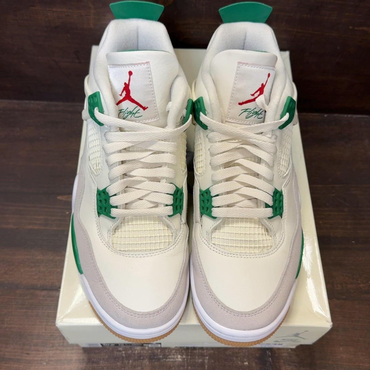 Jordan 4 Retro SB Pine Green - Image 3